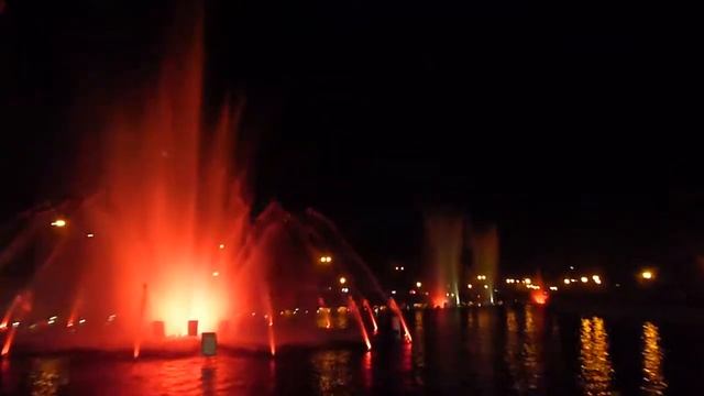 Поющие фонтаны в Хабаровске/Fountain in Khabarovsk (Russia) смотреть онлайн
