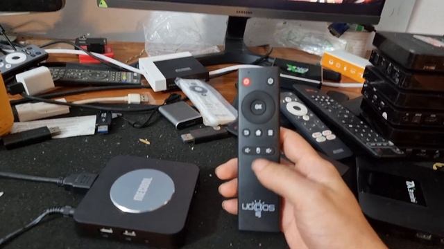 Test chuột bay Ugoos UR-01 trên Mecool KM2 Plus смотреть онлайн