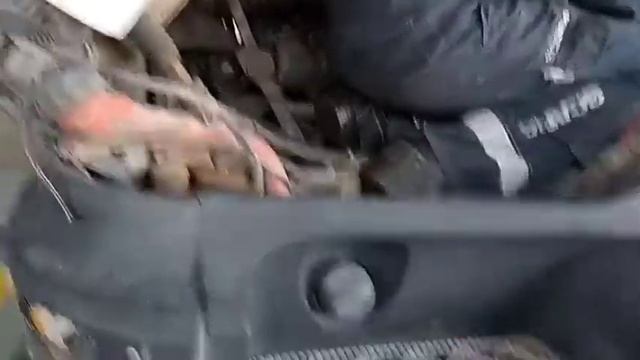 SCANIA P420 AUTOMATICALLY OFF IN THE HIGHWAY WHILE RUNNING смотреть онлайн