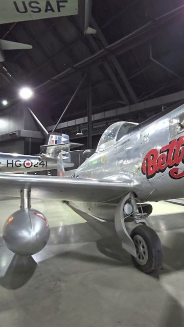 Extremely Unique Aircraft. Betty Jo. North American F-82B Twin Mustang смотреть онлайн