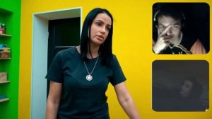 Супер реакция на "ПОДСТАВИЛА ОДНОКЛАССНИЦУ ПЕРЕД УЧИЛКОЙ!" канал Funny Teens