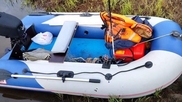 мини обзор лодки Хантер Стелс 275 Аэро