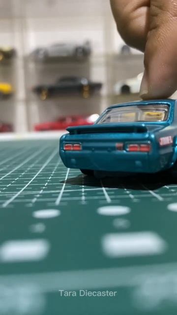 Nissan Skyline HT 2000GT #hotwheels #Nissanskyline #taradiecaster #shorts смотреть онлайн