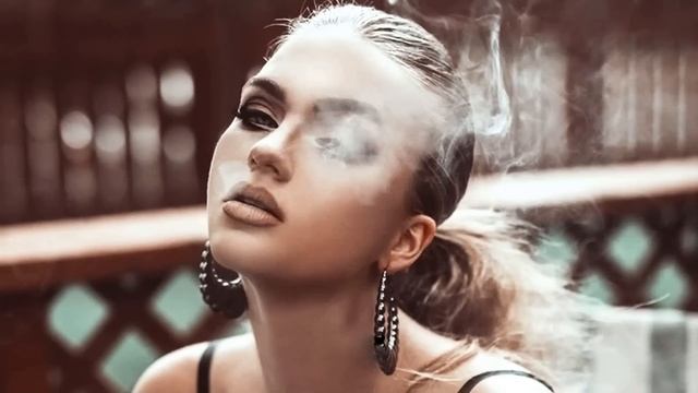 Besso - Layla & Mia MIX смотреть онлайн