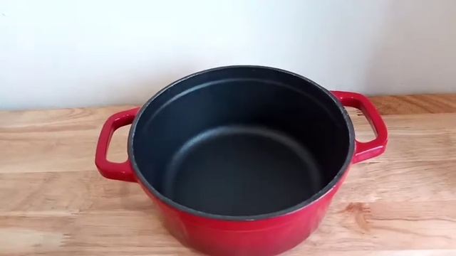 Nồi gang đúc tráng men Rapido смотреть онлайн