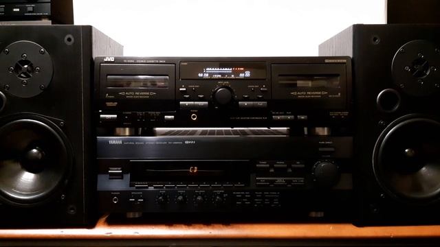 Yamaha RX 496RDS JVC TD W254 Yamaha NS G30 смотреть онлайн