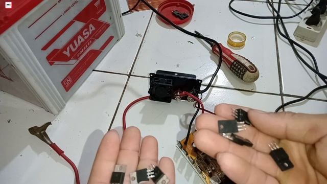 Mengatasi inverter belum dinyalakan sekring putus смотреть онлайн