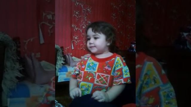 прикол!!! лера под песню едим на дискотеку ! смотреть онлайн