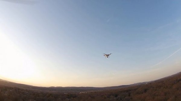 Dual DJI Phantom 2 Visions. Flying Tandem 400'