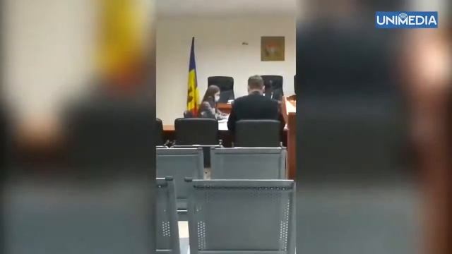 Platon, scos forțat de Bercut, de la ședința Curții de Apel. 09.07.2021г. смотреть онлайн