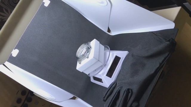 Гравировка часового корпуса Panerai.