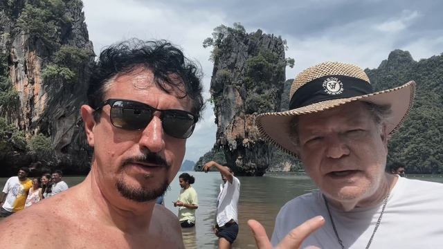 The untold original story of the Man with the Golden Gun смотреть онлайн