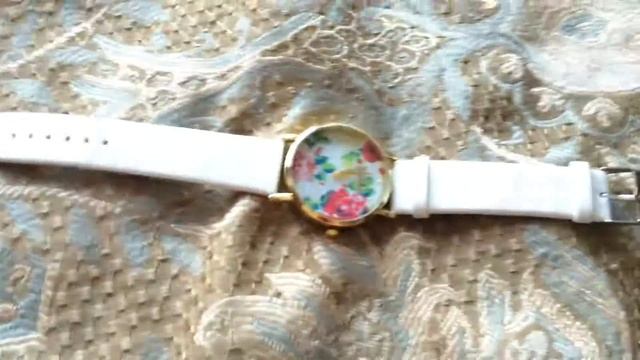 Geneva Women Watch Analog with Diamonds Rose Round Dial Leather Watch Band смотреть онлайн