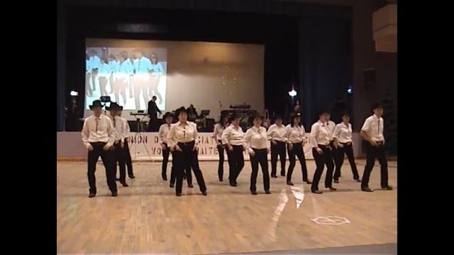 Danse 2 nouvel an Gien 2011 - 2012.wmv смотреть онлайн