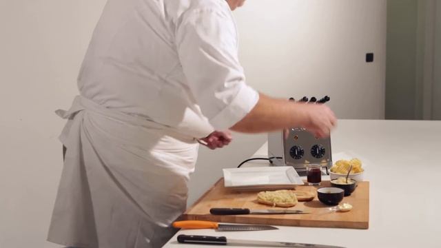 Tostapane classico inox - Modello a 2 pinze - Milantoast смотреть онлайн