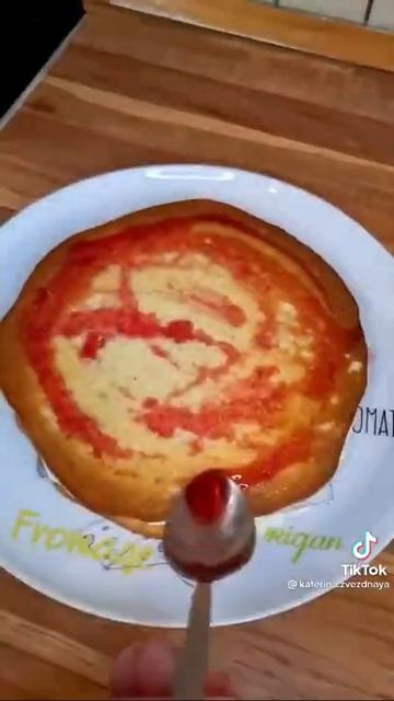 обожаю торты такого типа мы с сестрой в школу несли такой 🤤 смотреть онлайн