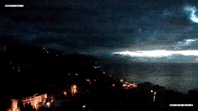 Вебкамера "Дубна". Запись 27.04.2016 05:00:27 смотреть онлайн