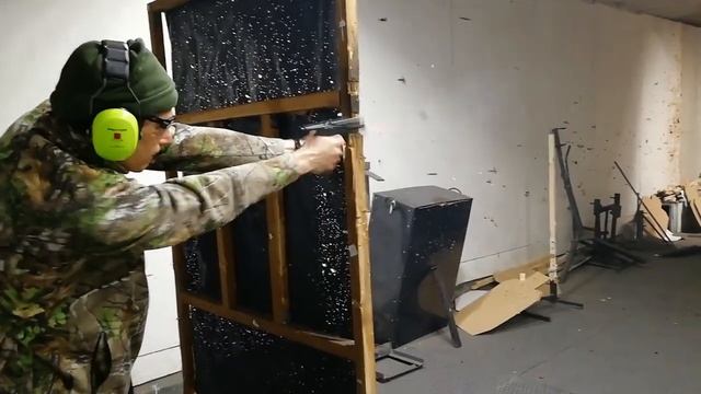 Оборонная стрельба для начинающих! смотреть онлайн