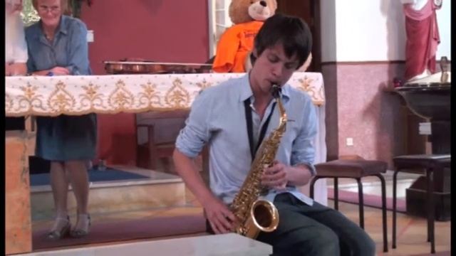 John Macken in Tang Church, Ireland in August 2009 posted by Frank McLynn смотреть онлайн