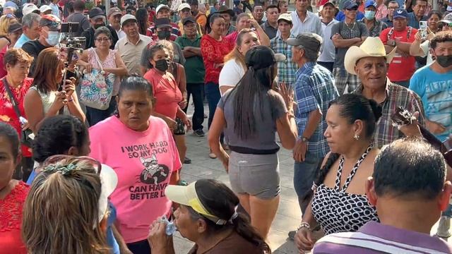 MIRA CASI SE DAN DURO POR LA ROBOTINA⚠️⚠️ смотреть онлайн