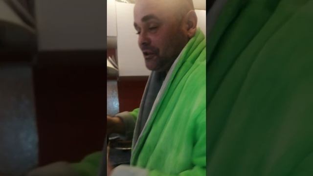 Готовлю окрошку для настоящих мужиков 💪2 часть смотреть онлайн