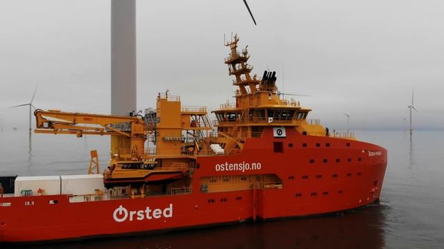 Offshore Windfarms - W2W SOV Edda Passat , Edda Wind