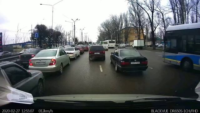 27.02.2020 Алматы Рыскулова создание затора 399QMZ05, 502BXZ02, 250JZA02,176RLZ05, 271QEB02,275BMB0