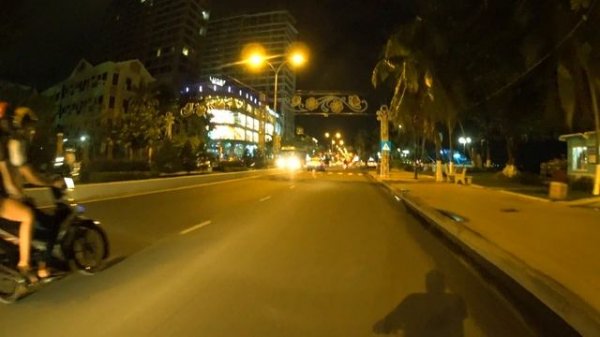 Ночной Нячанг