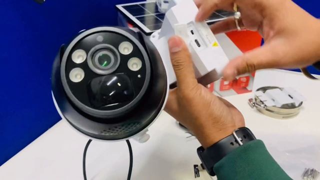 HiXecure 4G Solar Camera Unboxing| Solar Camera Installation смотреть онлайн