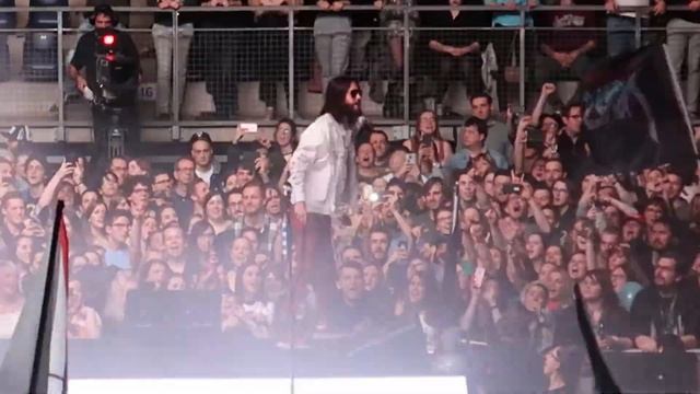 30 Seconds To Mars - This is War (Live - The Monolith Tour 2018 - Antwerp, Belgium) смотреть онлайн