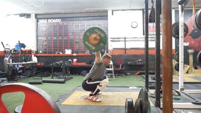 260 lb / 118 kg - Snatch смотреть онлайн