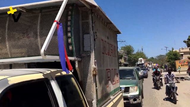 Pèp wanament la pwan lari pou mande bay yo Guy Philippe| Plus verité смотреть онлайн