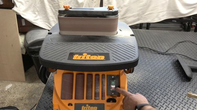 Titan TTB430VAC Shop Vac -Wet and Dry demonstration. A good shop vac for the price! смотреть онлайн