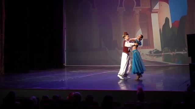 Аладдин и Жасмин(детское танцевальное шоу )/ Aladdin and Jasmine Dance. Ballroom stage performance смотреть онлайн