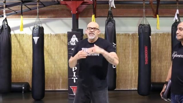 The Pit Online Dojo front snap kick to the face смотреть онлайн