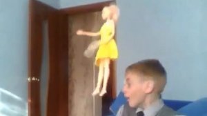 СРОЧНАЯ НОВОСТЬ!ОДНА ДЕВУШКА СБЕЖАЛА ИЗ ПСИХ-БОЛЬНИЦЫ!МЕМ:)