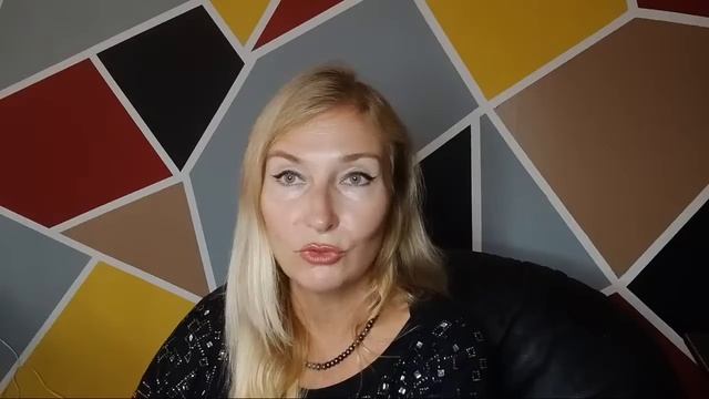 Сотруднички. Французский коллектив. А как у вас? смотреть онлайн