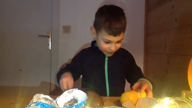 Распаковка машинки ;киндер смотреть онлайн