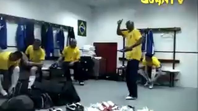 Ronaldinho, Robinho, Ronaldo, Adriano... смотреть онлайн