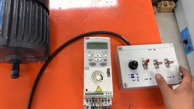 ABB ACS150-03E-05A6-4 알람발생 ABB인버터 수리/동작테스트