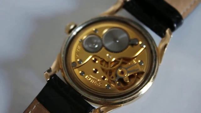 Zenith vintage 1950s caliber 126-6 Manual Winding Small Second смотреть онлайн
