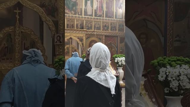 Великий Четверг.Символ Веры.народ..пение смотреть онлайн