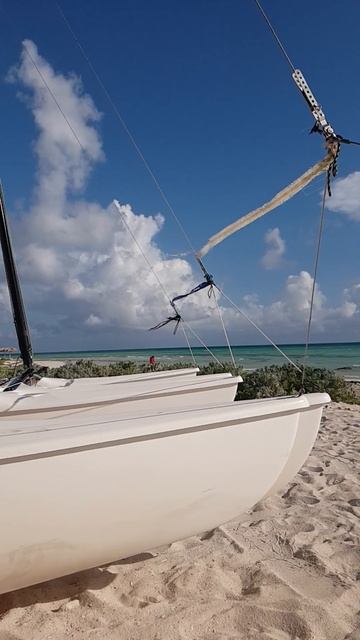 отель Playa Hermosa Paredon Grande катамаран смотреть онлайн