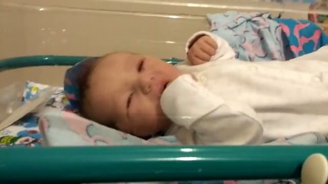 Самое первое видео. Лизе 12 часов. 02.03.17 05:03 смотреть онлайн