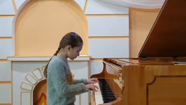 Пронина Вера Л. Бетховен «Сонатина Фа Мажор» У. Гиллок «В старой Вене» смотреть онлайн