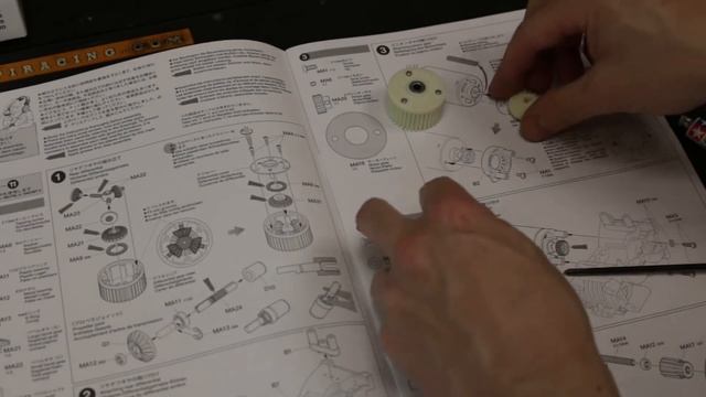 Tamiya Manta Ray 2018 Build Guide with Kev Part 1 of 4 смотреть онлайн