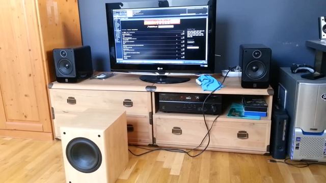 Q Acoustics 2020, Magnat Sub 200A, Yamaha HTR-4065 | Feed Me & Crystal Fighters - Love Is All I Got смотреть онлайн