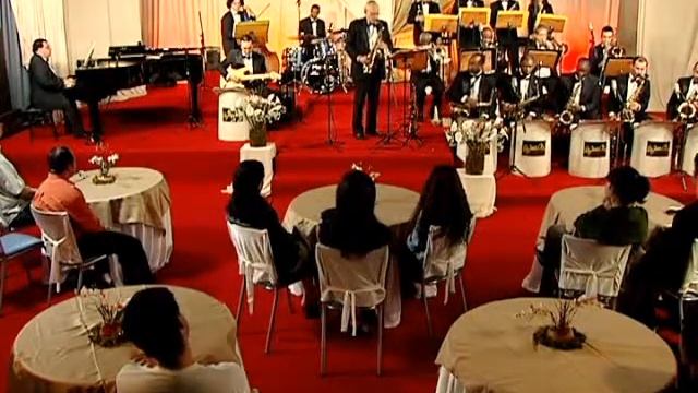 Serenade in Blue - Rio Jazz Orchestra смотреть онлайн