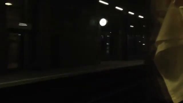 Я еду в поезде.Вчера я села в поезд в 20:00 смотреть онлайн