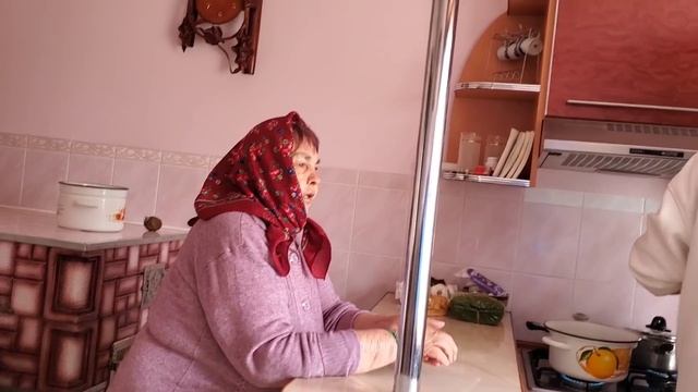 Сама и Светлана приготовили вкусный супчик смотреть онлайн